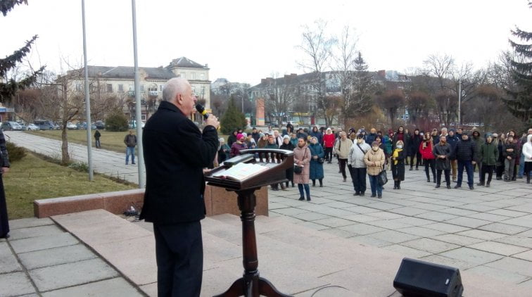 Християни у Кам’янець-Подільському благали Бога благословити місто і мешканців та каялися за гріхи комунізму