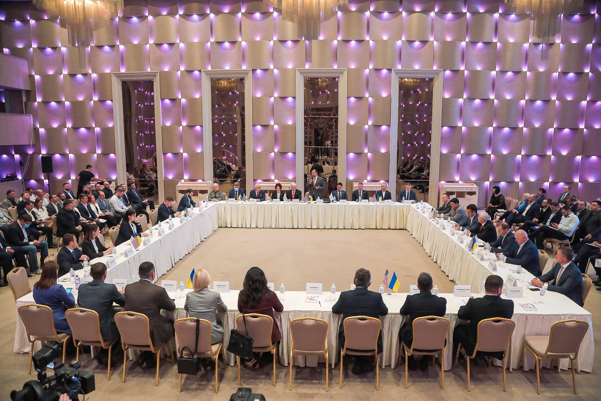 У Києві відбувся Міжнародний Форум «Українсько-Американське партнерство»