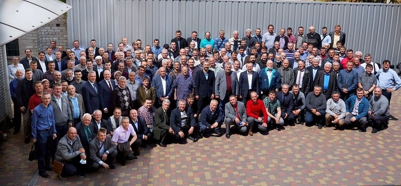 Баптисти на Тернопільщині відсвяткували 90-річчя церкви, а у Запоріжжі обрали нове керівництво