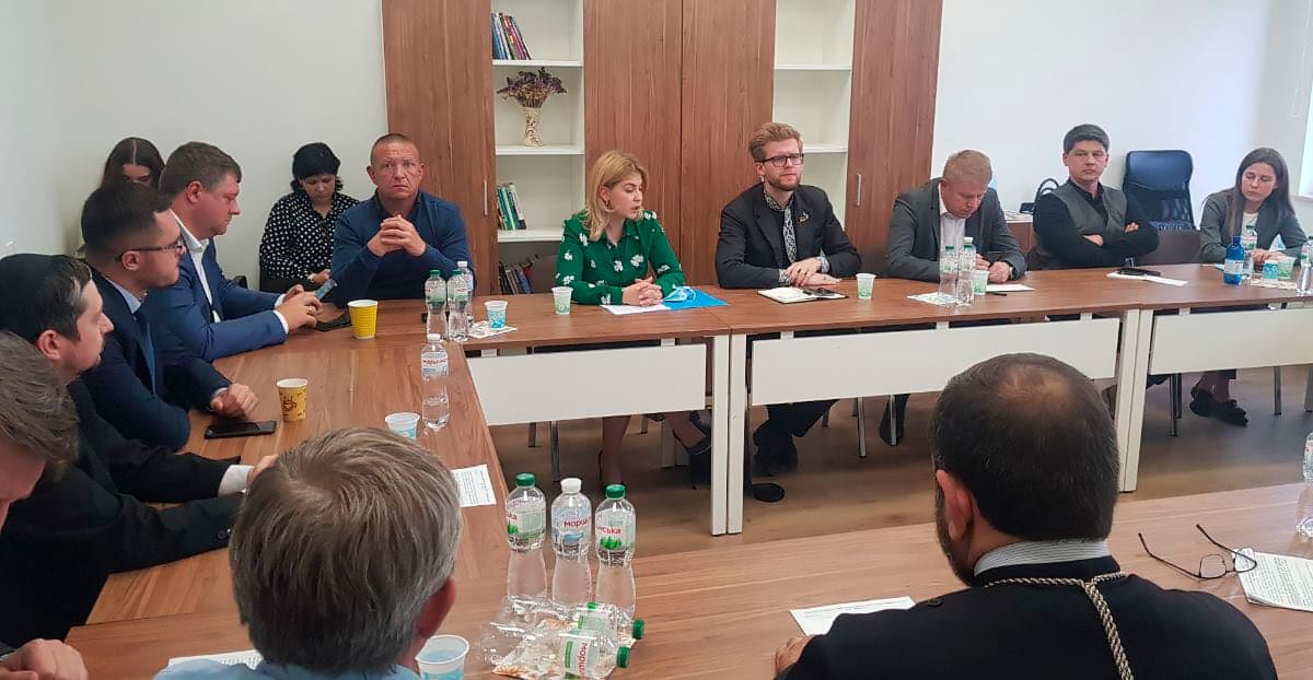 Ризики та ідеологічна заангажованість Стамбульської конвенції: відбулася зустріч Ради Церков з парламентарями