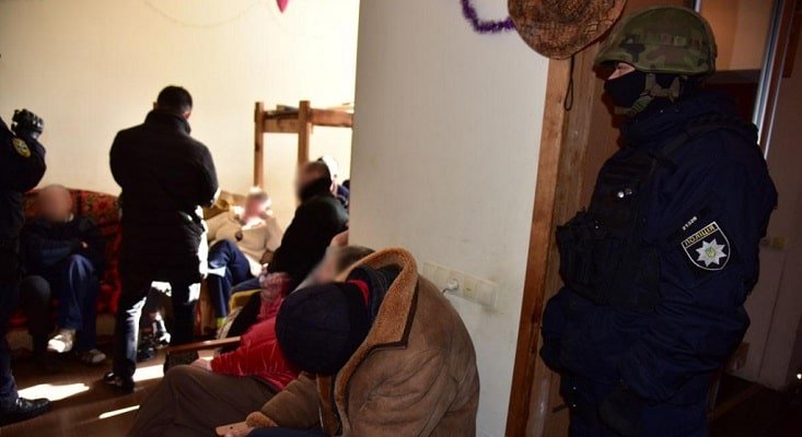 Напади на ребцентри, домашній арешт та акція «Шлях Незалежних»