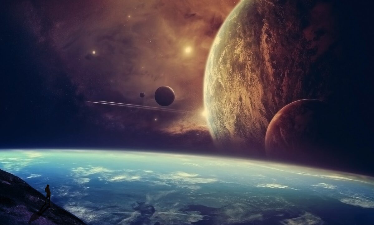 Над світом Бог