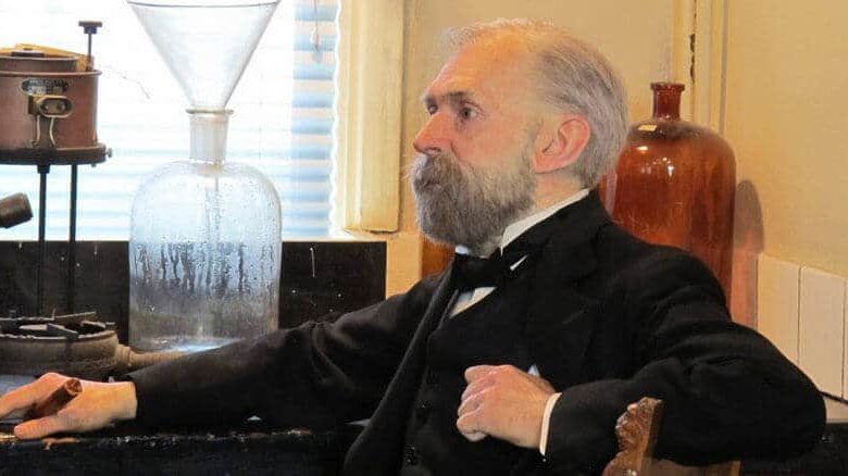 Альфред Нобель