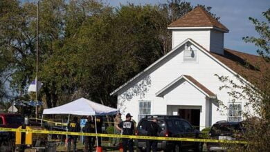 стрілянина в церкві