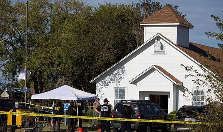 стрілянина в церкві