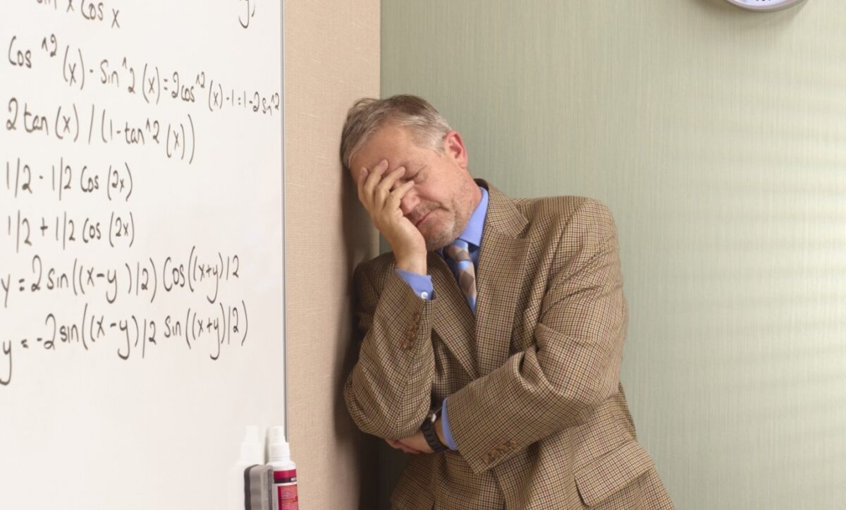 напади на вчителів