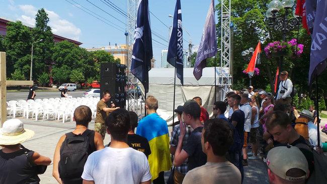 Всеукраїнське молитовне стояння на захист дітей і сімей