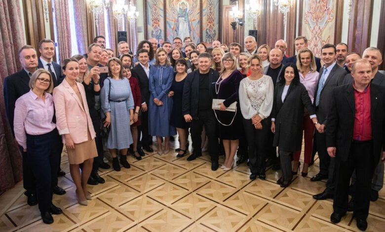 День усиновлення