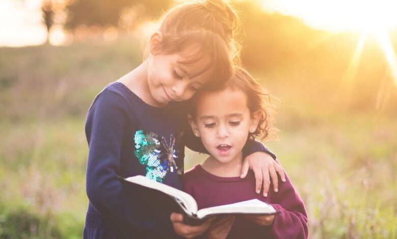 Принеси свою Біблію