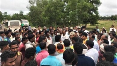 натовп радикалів