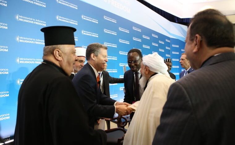 свободу віросповідання