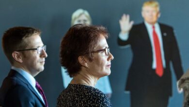 Марі Йованович