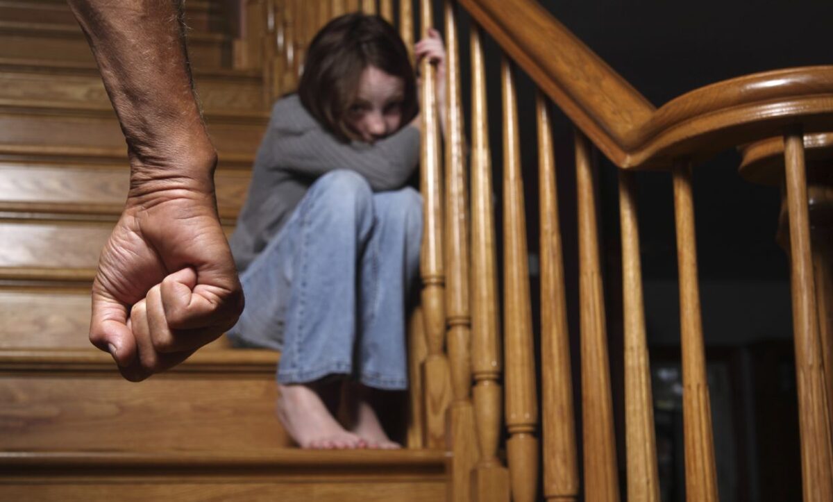 насильства над дітьми