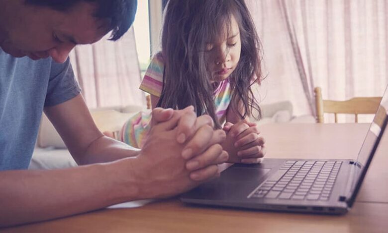 відвідувати церкву