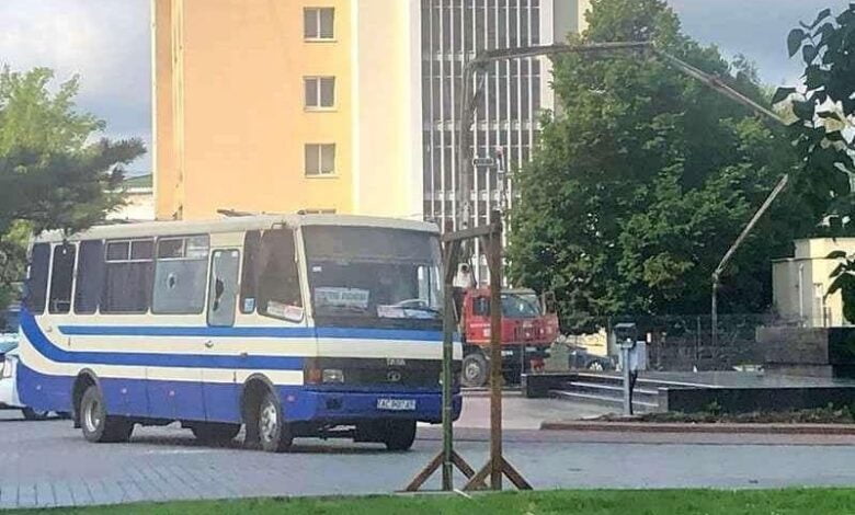 чоловік захопив автобус