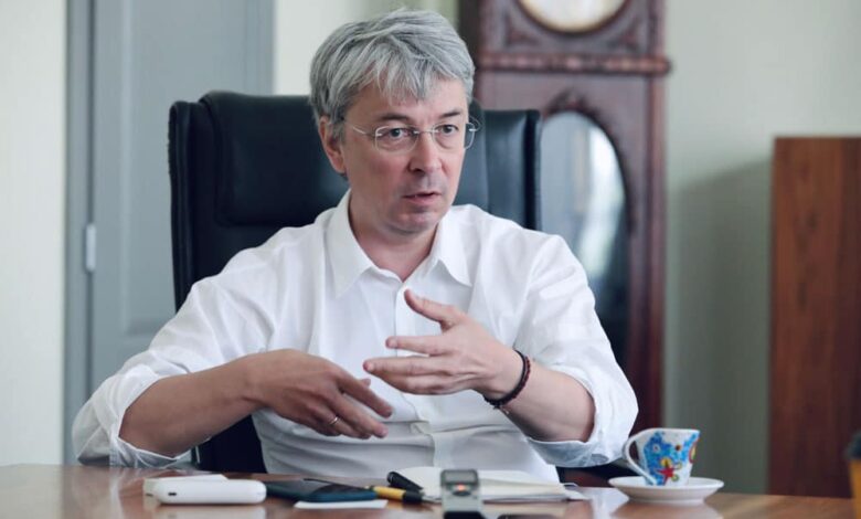 круглі столи