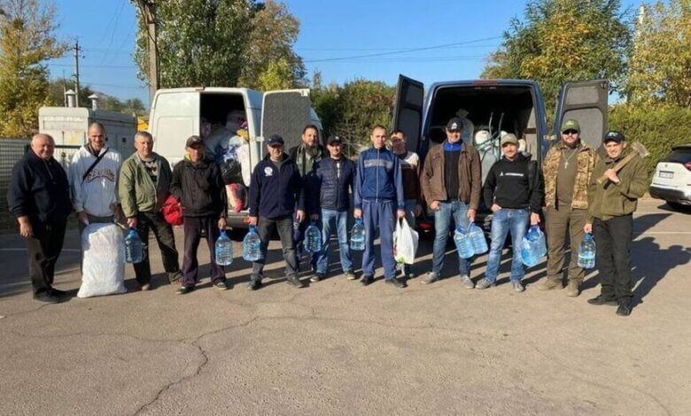 команда християн-волонтерів