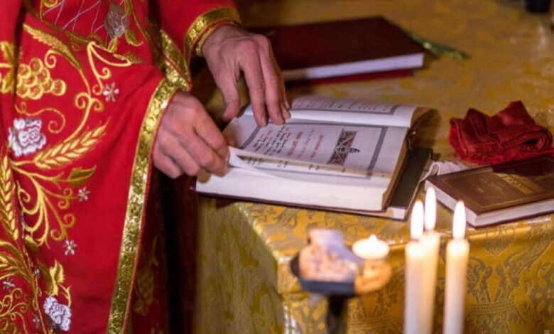 Чи може священнослужитель бути депутатом