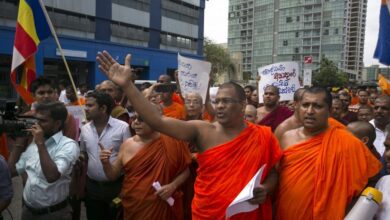припинити служіння
