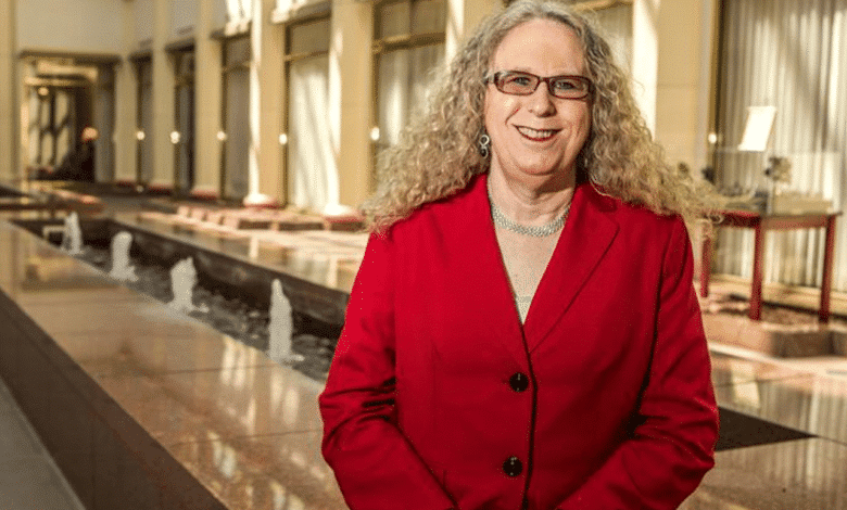 Сенат призначив трансгендера