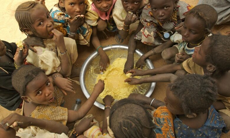 загрозою голоду