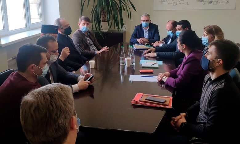 питання організації Великодніх святкувань