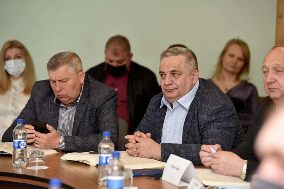 Молитва та духовні роздуми про Воскресіння Ісуса Христа: в Рівненській міській раді відбувся другий Духовний ранок