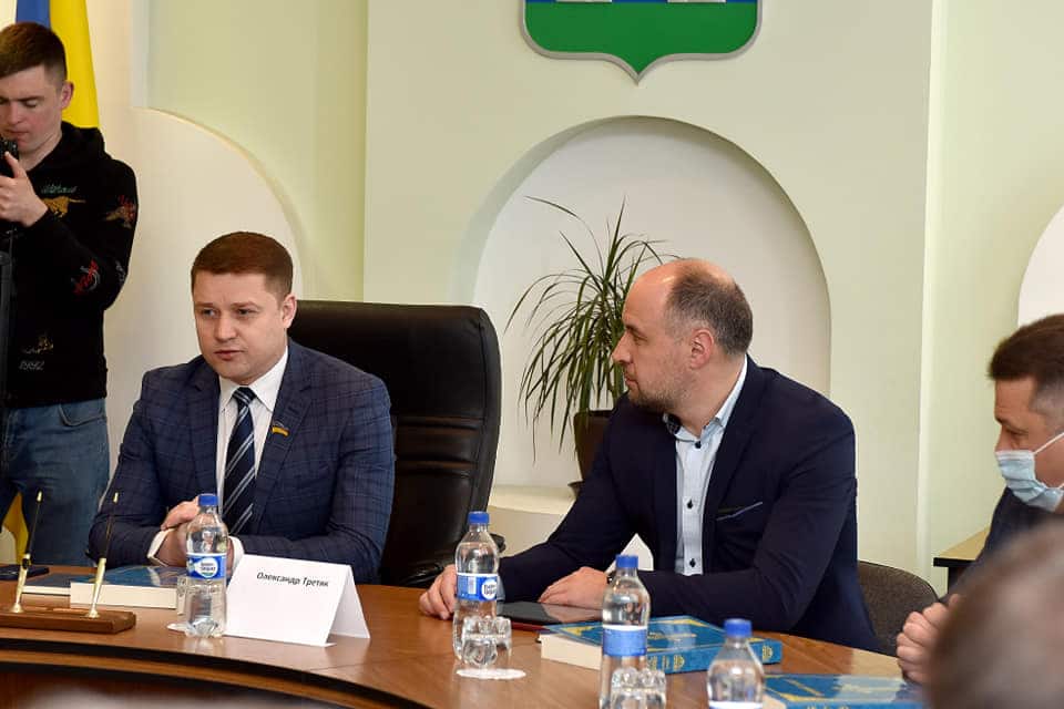 Молитва та духовні роздуми про Воскресіння Ісуса Христа: в Рівненській міській раді відбувся другий Духовний ранок