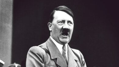 від відповідальності