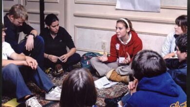 бути толерантними