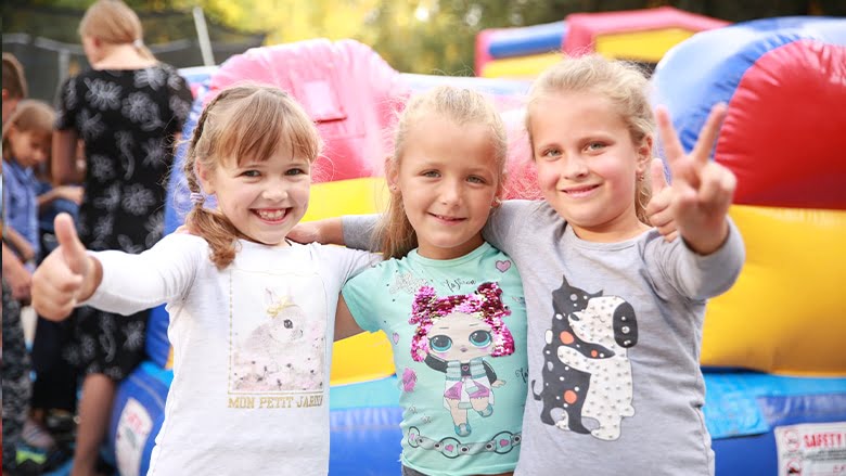 8 дитячих свят, близько 1000 дітей: Церква «Христос є відповідь» провела благодійні акції