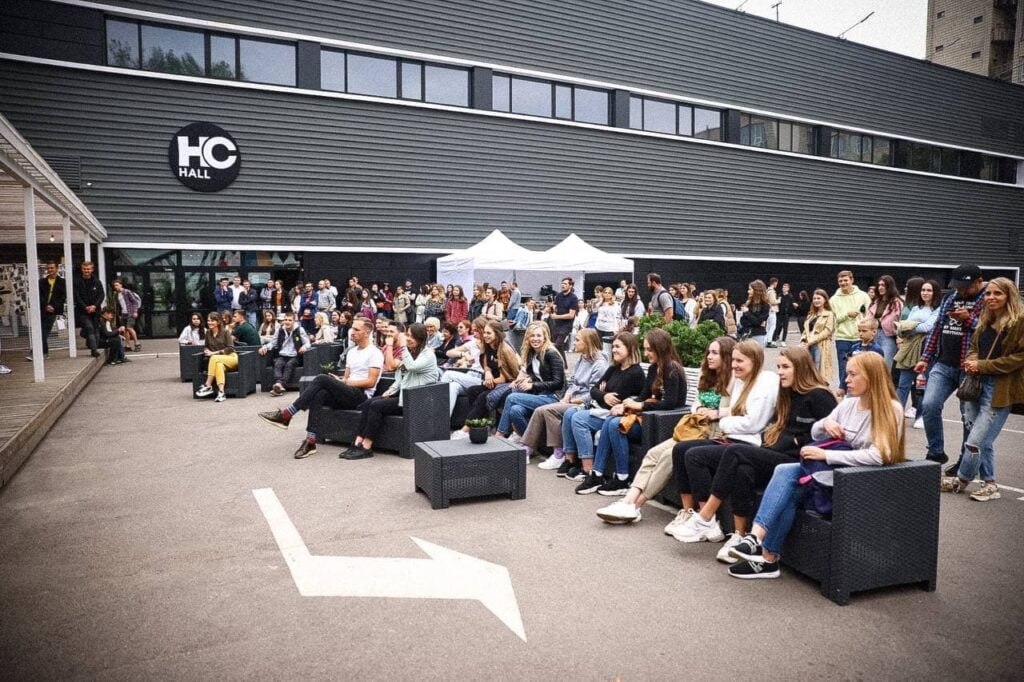 10 найкращих солістів України презентували християнський альбом «Всім Серцем»