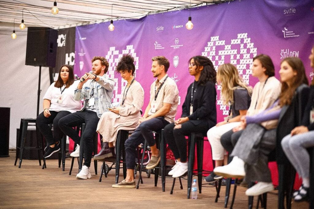 10 найкращих солістів України презентували християнський альбом «Всім Серцем»