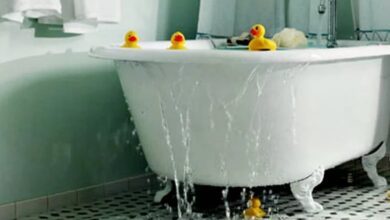 вода