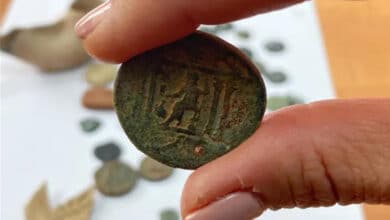 стародавні археологічні артефакти