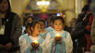 відвідувати церкву