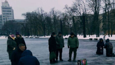 Біблію від українців