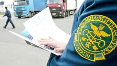 з гуманітарною допомогою