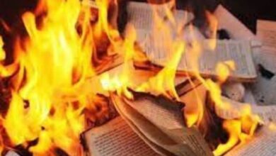 тисячі спалених Біблій