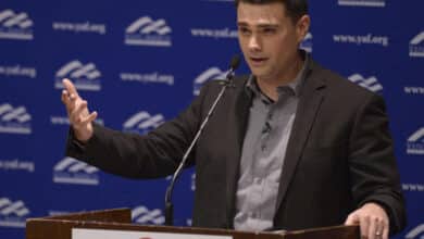 проблему атеїзму