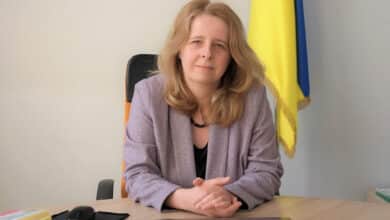 Олену Богдан