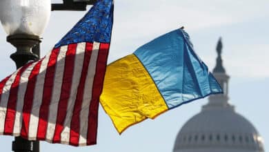 ставлення до України