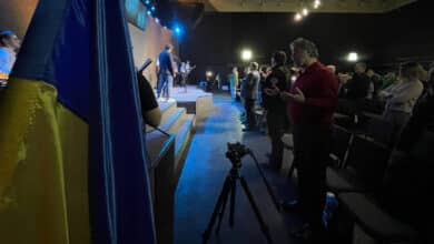 Міжконфесійна молитва за Україну