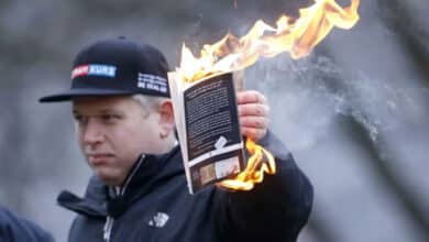спалювання Корану