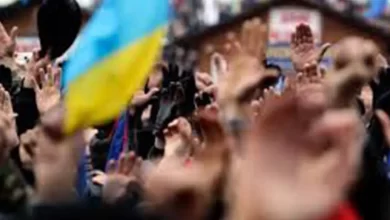 Зниження Довіри до Влади та Церкви