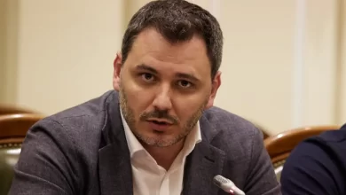 Єгор Чернєв обговорює ініціативу базової військової служби в українському парламенті