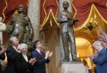 Статуя Біллі Грема