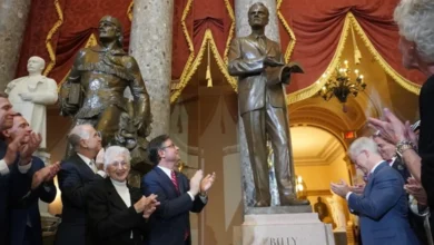 Статуя Біллі Грема