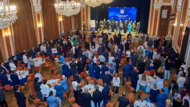 Учасники VI Молитовного сніданку Одещини під час молитви за Україну