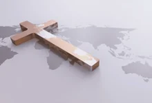 Частка християн у світі зменшується — дослідження Pew